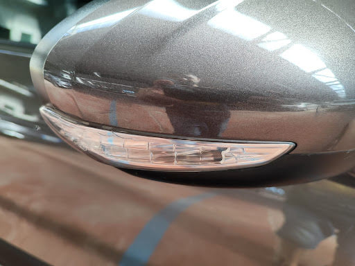 gallery-v8fz699.jpeg